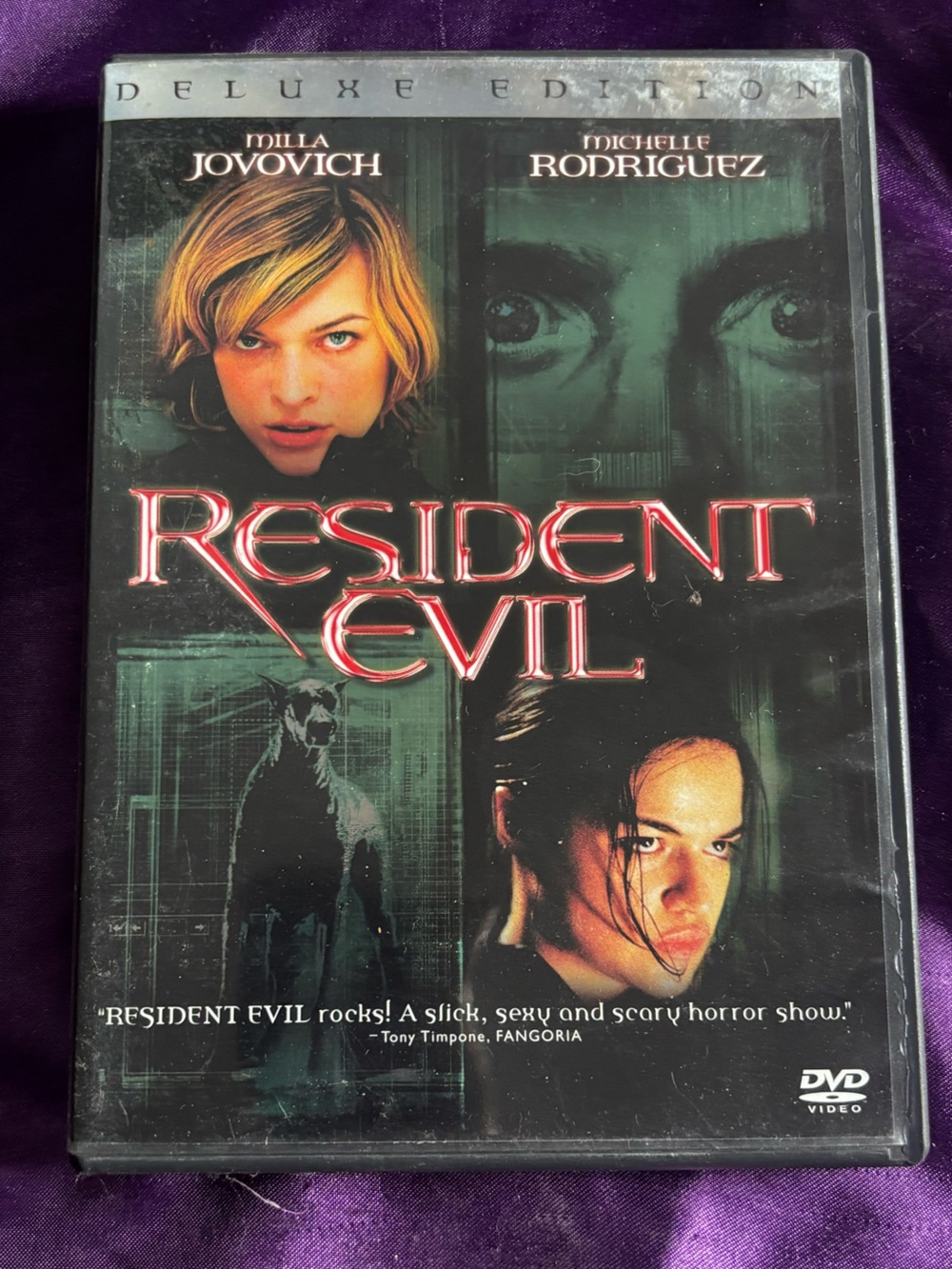 Resident Evil Deluxe Edition DVD